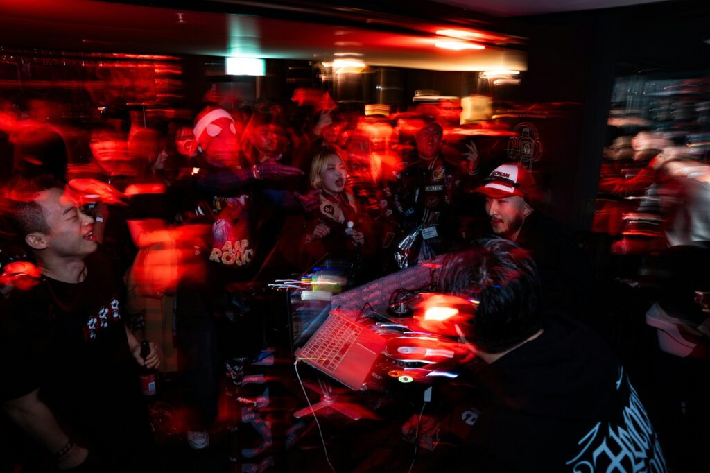 찐따 테스트 – 나의 사회성 지수는 몇 점? 인싸 vs 찐따 자가진단